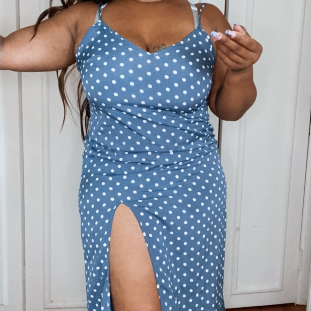 ✨NEW✨ Polka Dot Thigh High Split Dress